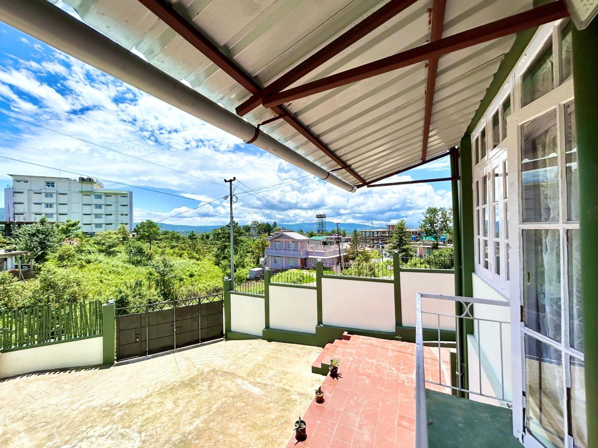 Yepplo Holiday Home - Complimentary Breakfast - 24 Hrs Caretaker & Power Backup Shillong Exterior photo