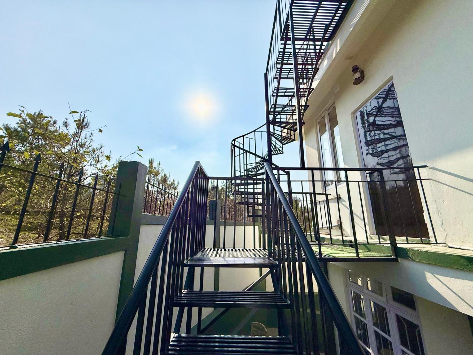 Yepplo Holiday Home - Complimentary Breakfast - 24 Hrs Caretaker & Power Backup Shillong Exterior photo